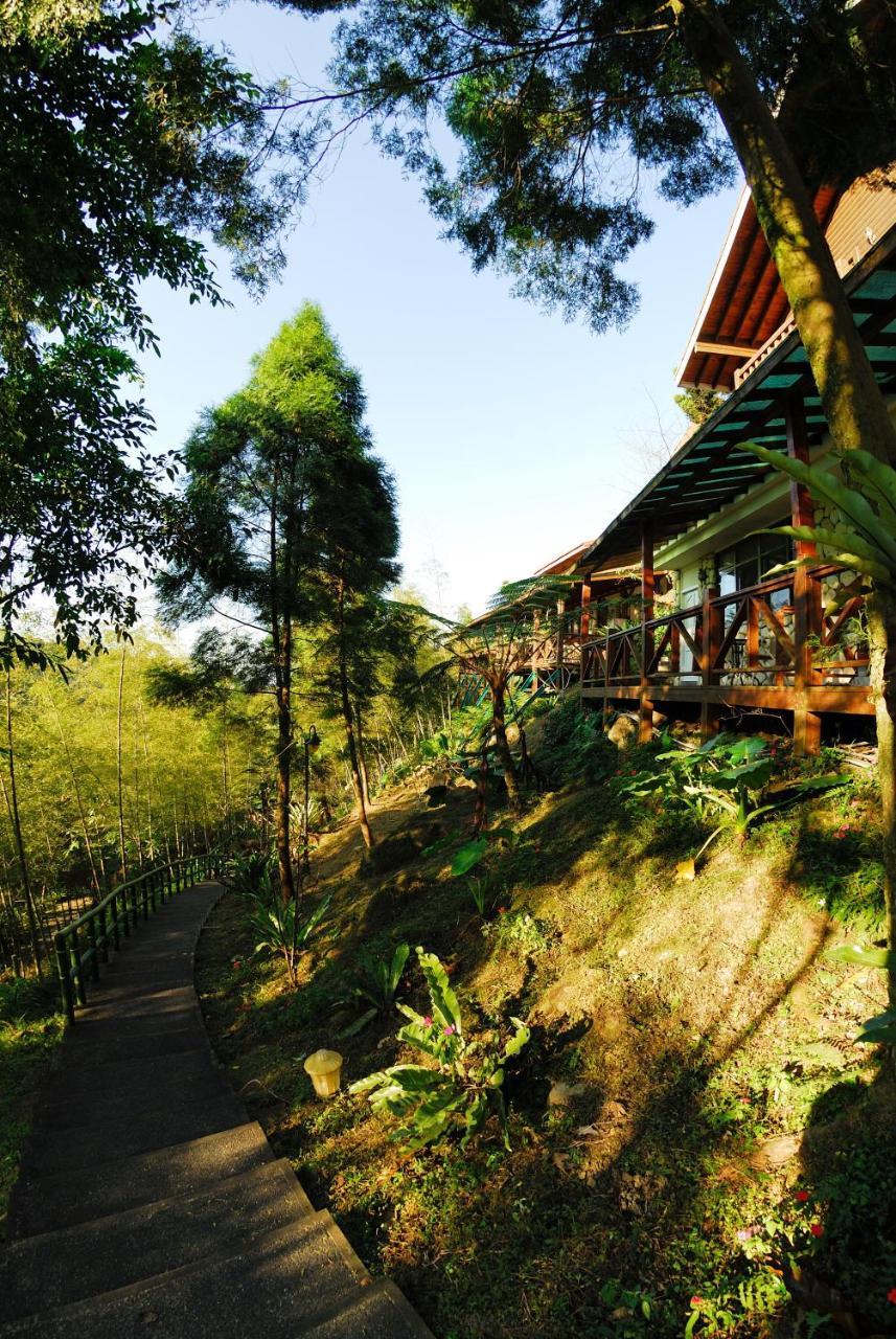 Shinmingshan Holiday Inn Lugu Buitenkant foto